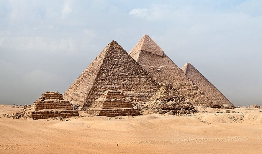 Pyramids of Giza, Cairo Cheap Holiday Package
